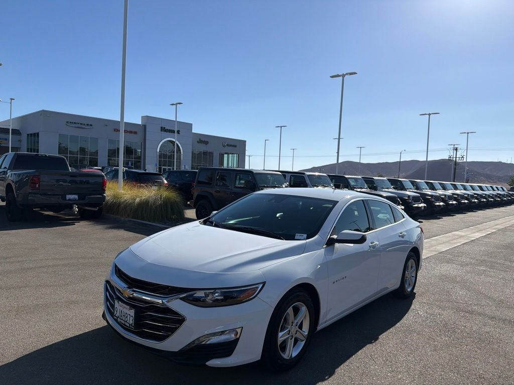Used 2024 White Chevrolet LT image 10