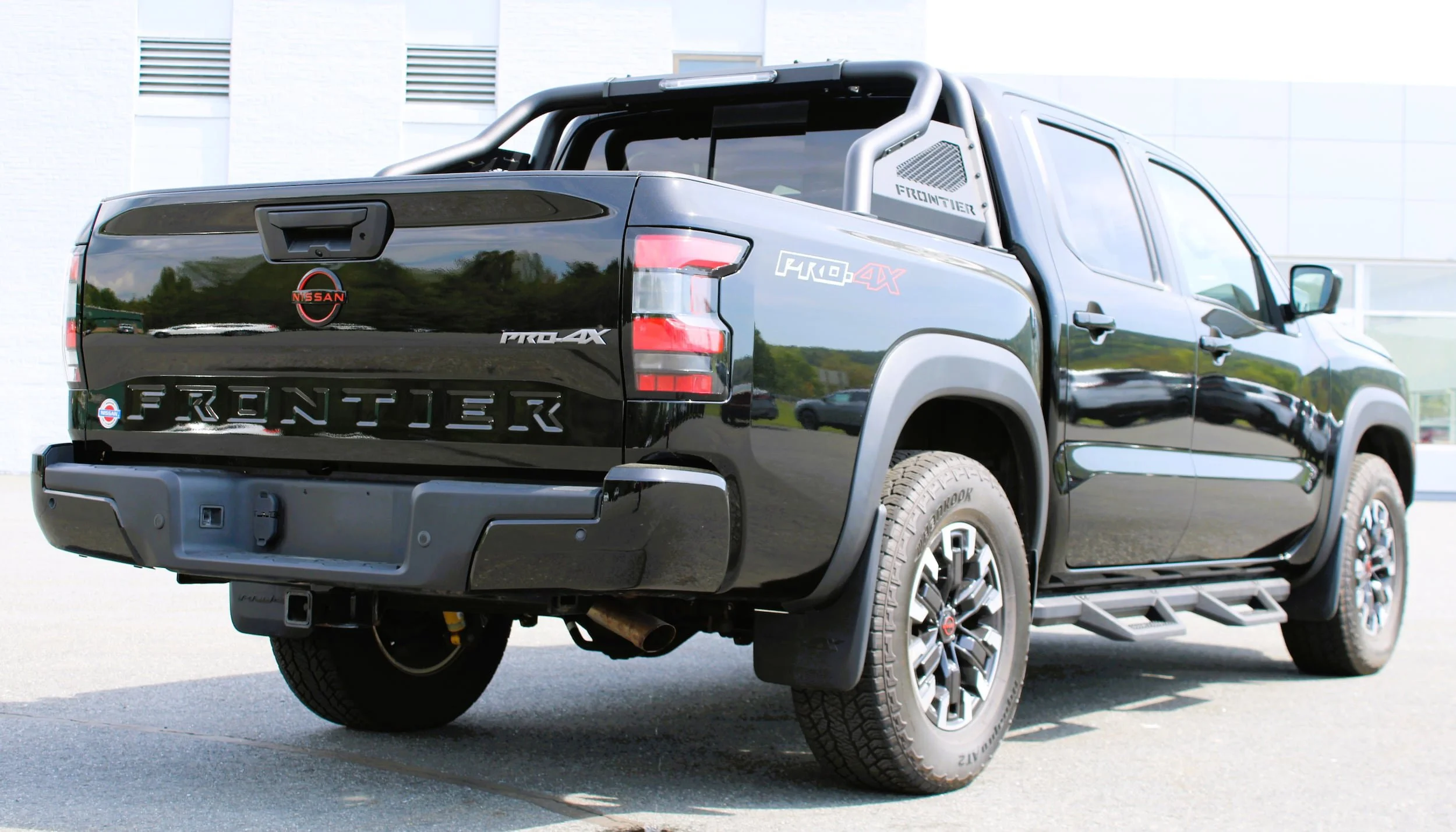 Used 2023 Super Black Nissan PRO-4X image 18
