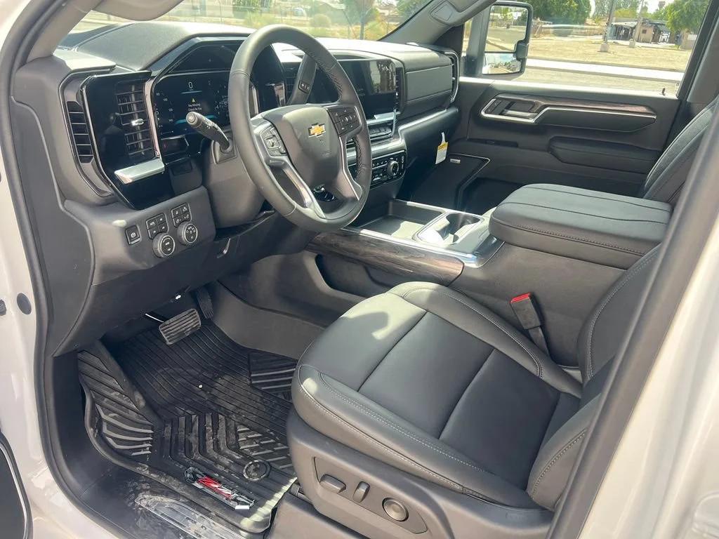 New 2026 Summit White Chevrolet LTZ image 10