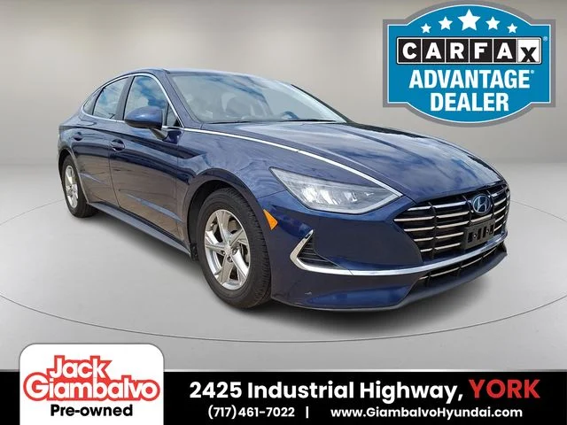 Used 2020 Blue Hyundai SE image 1