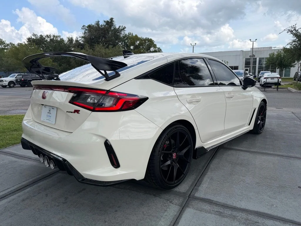 2023 Honda Civic Hatchback Type-R - Photo 9