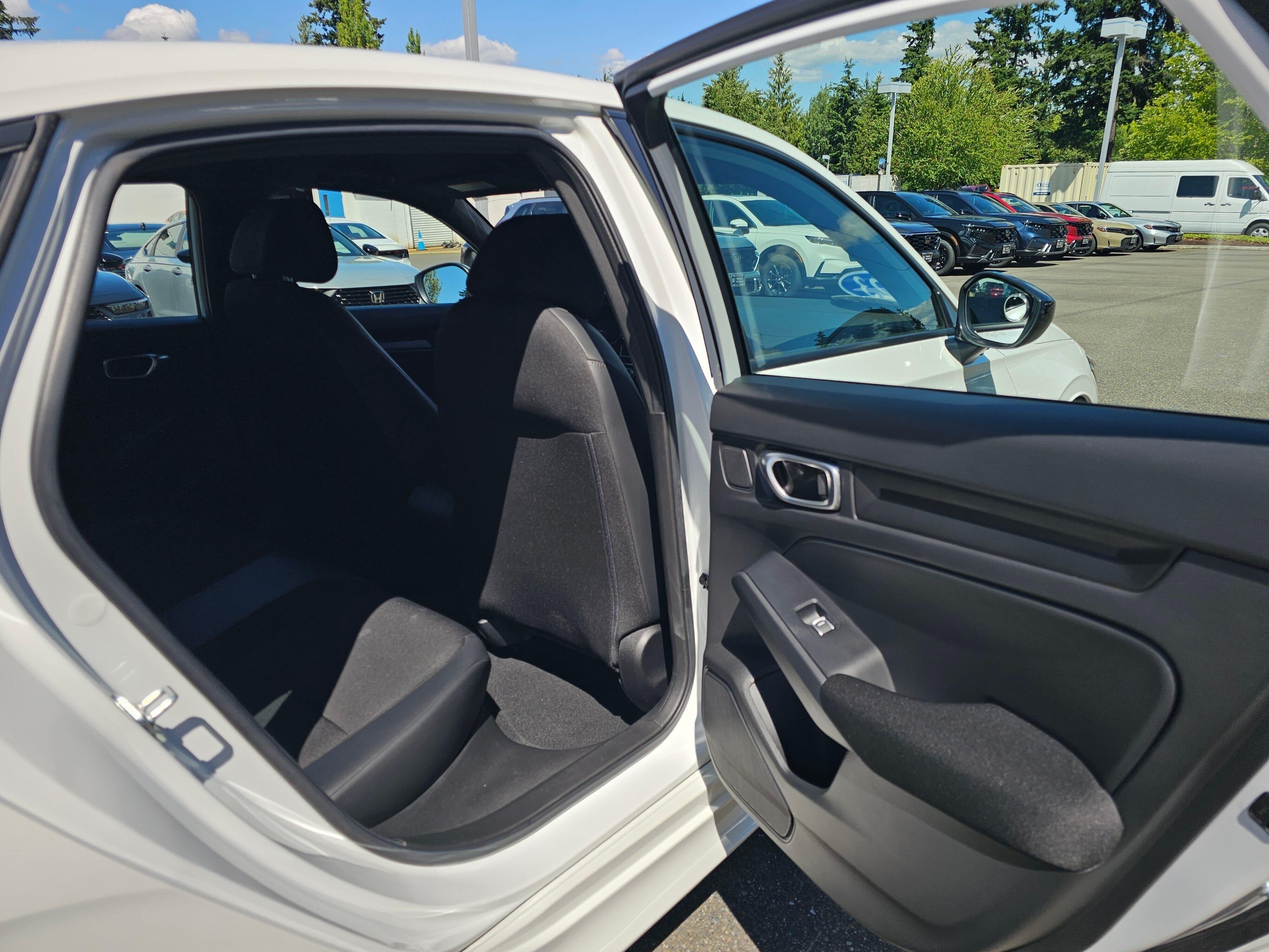 Used 2023 Platinum White Pearl Honda Sport image 14