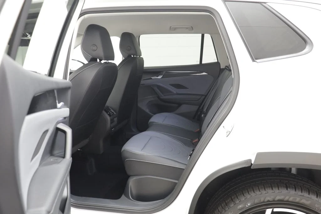 New 2026 Pure White Volkswagen 2.0T SE image 14