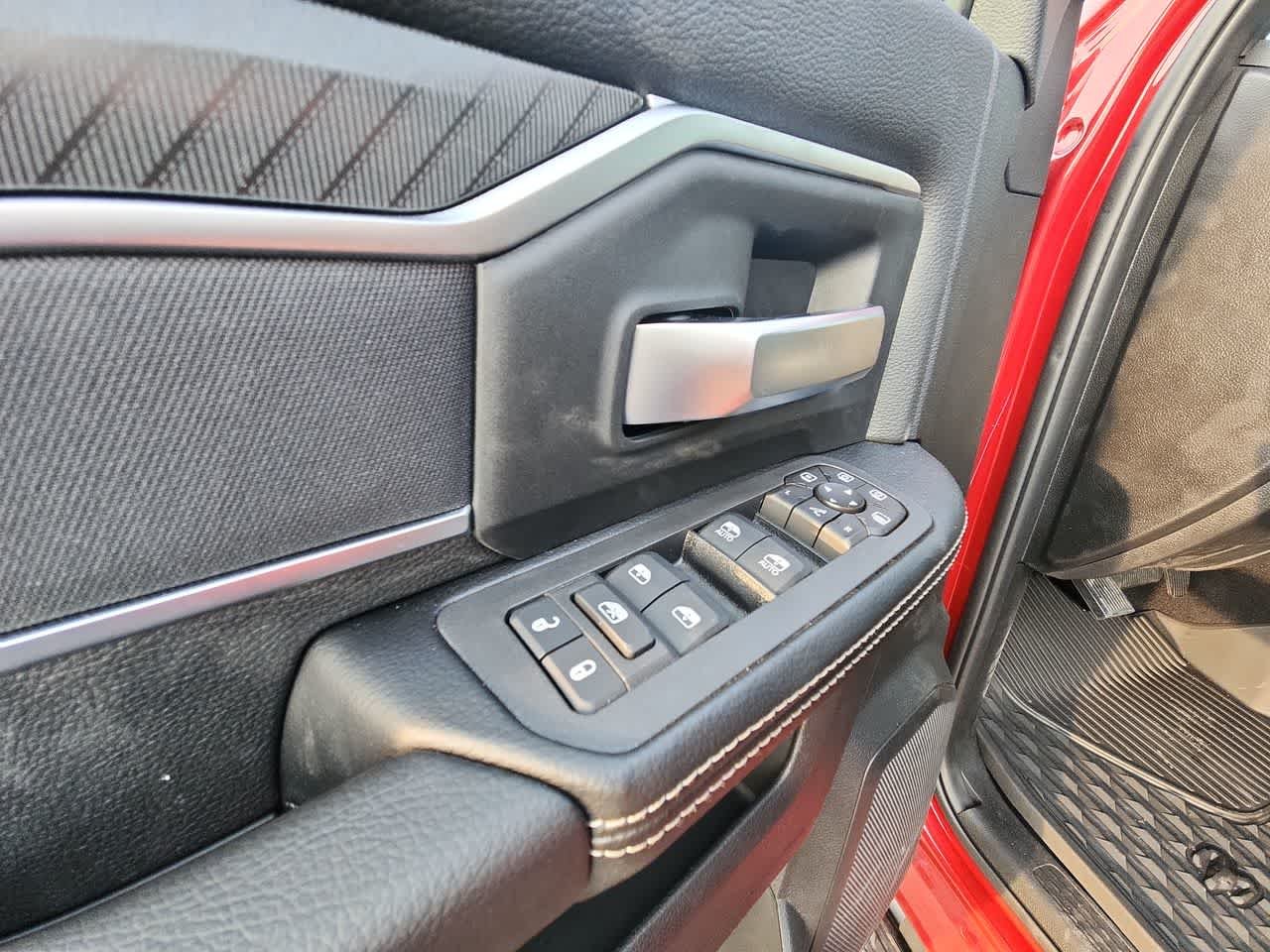 2026 RAM 2500 Big Horn - Photo 11
