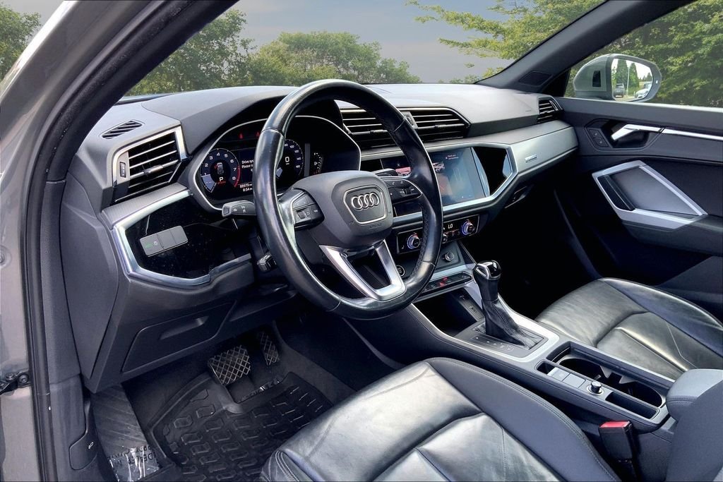 Used 2021 Gray Audi Premium image 17