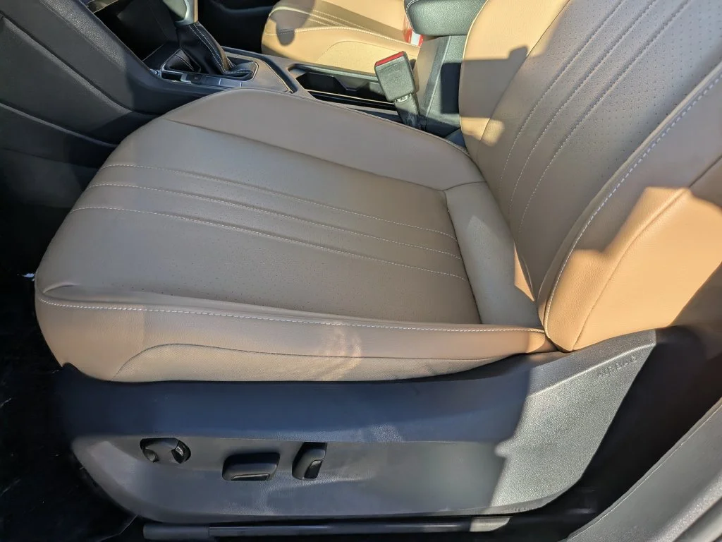 Certified Used 2024 White Volkswagen 2.0T SE image 18