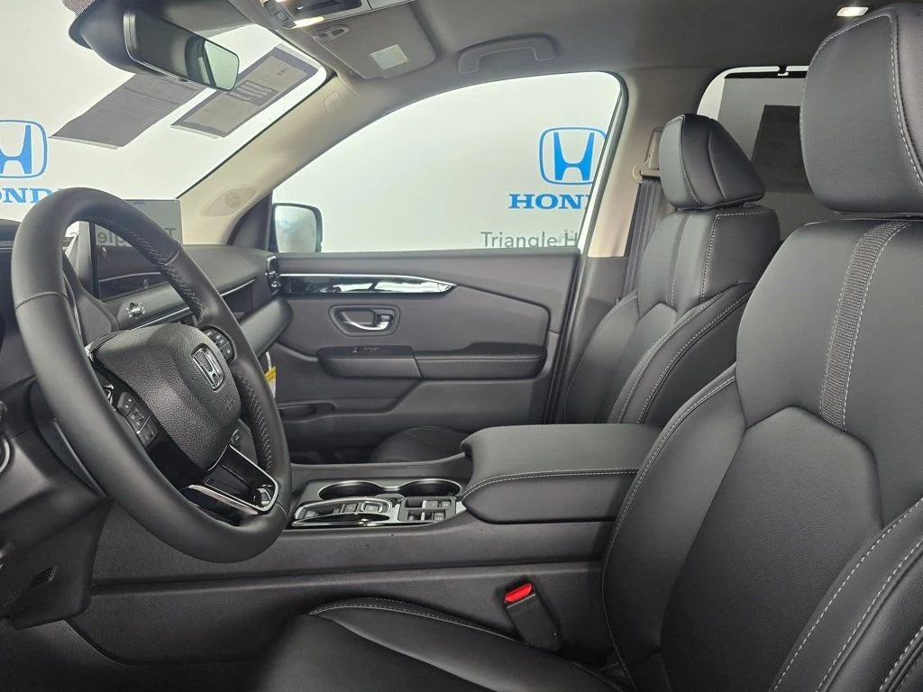 New 2026 White Honda EX-L image 16