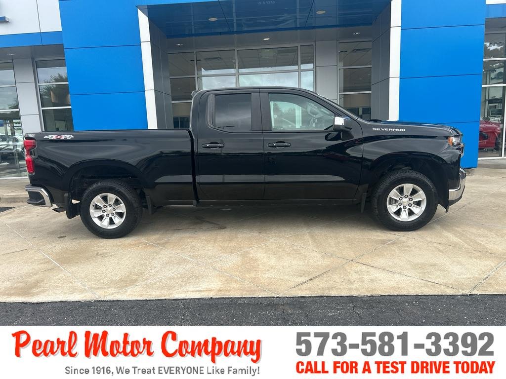 Certified Used 2019 BLACK Chevrolet LT image 3