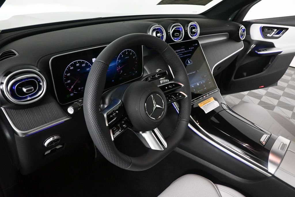 New 2026 Verde Silver Metallic Mercedes-Benz GLC 300 image 6