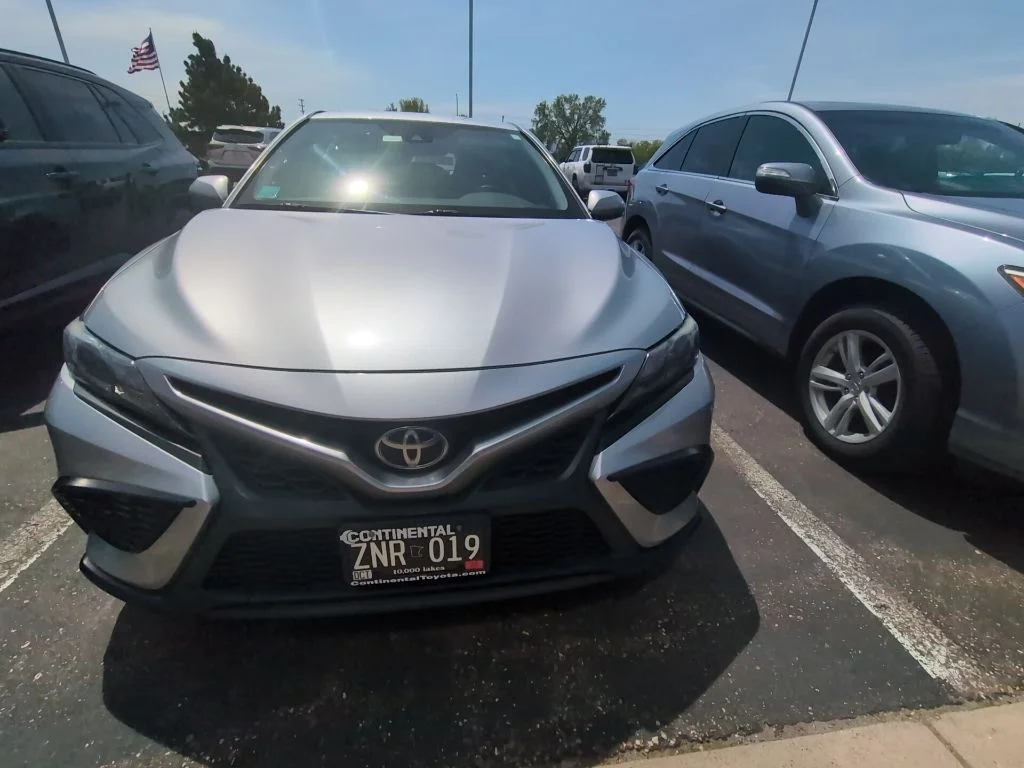 Certified 2021 Toyota Camry SE with VIN 4T1G11AK5MU537264 for sale in Minneapolis, Minnesota