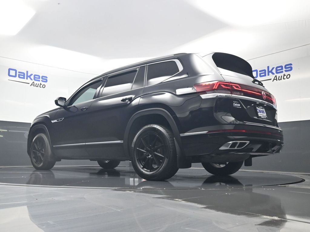 Used 2024 Deep Black Volkswagen 2.0T SEL Premium R-Line image 46