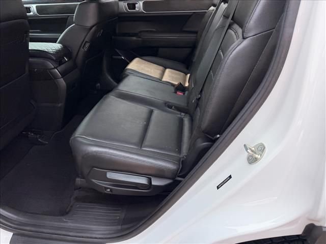 Used 2024 White Hyundai Limited image 10