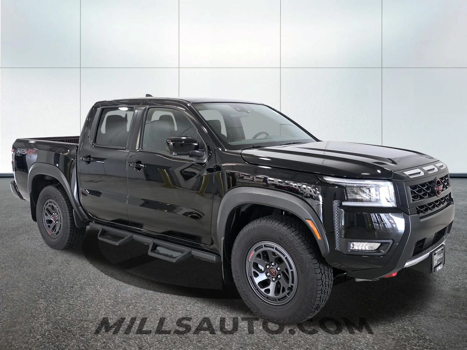 2026 Nissan Frontier PRO-4X - Photo 9