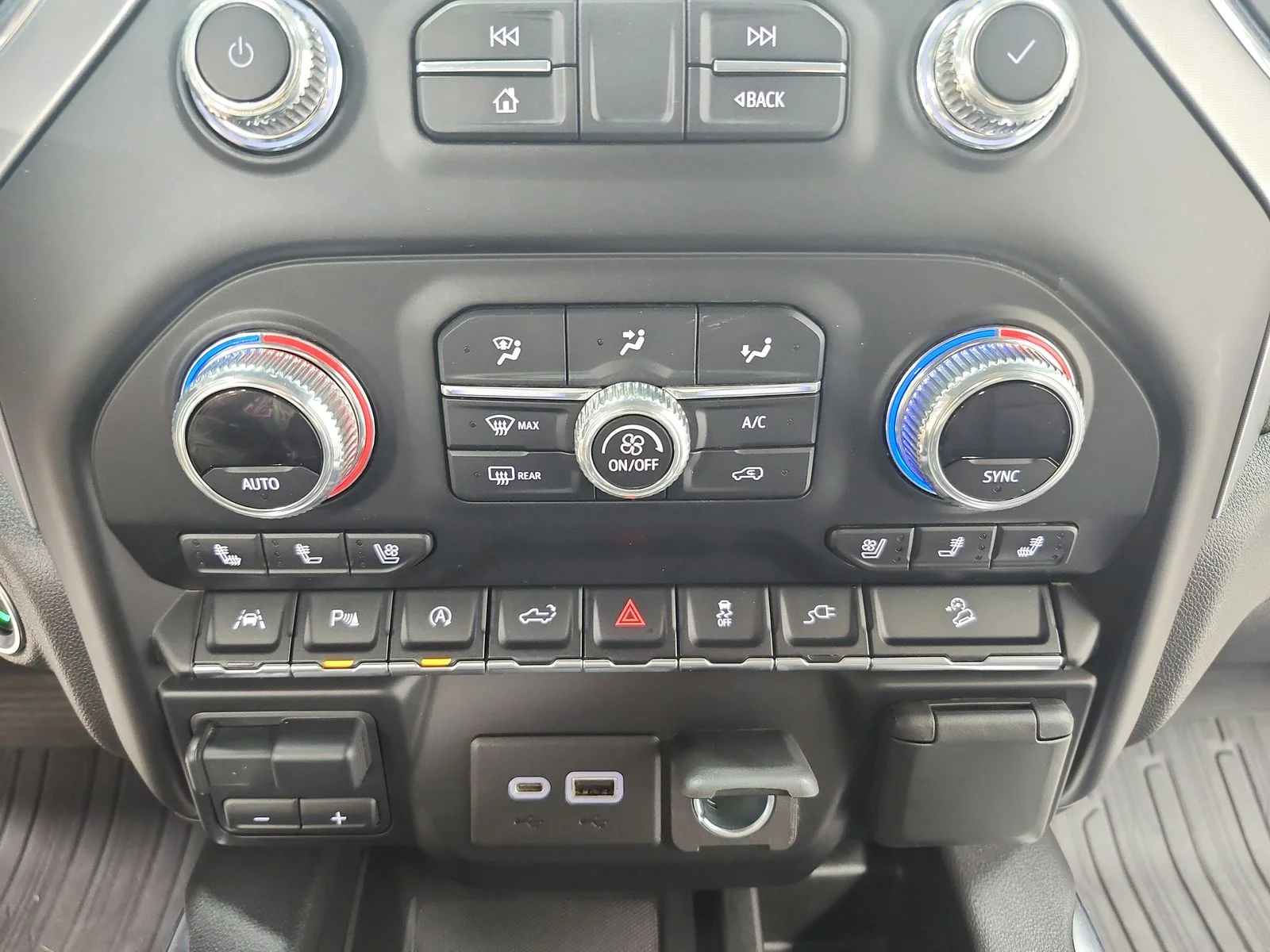 Used 2021 Quicksilver Metallic GMC SLT image 34