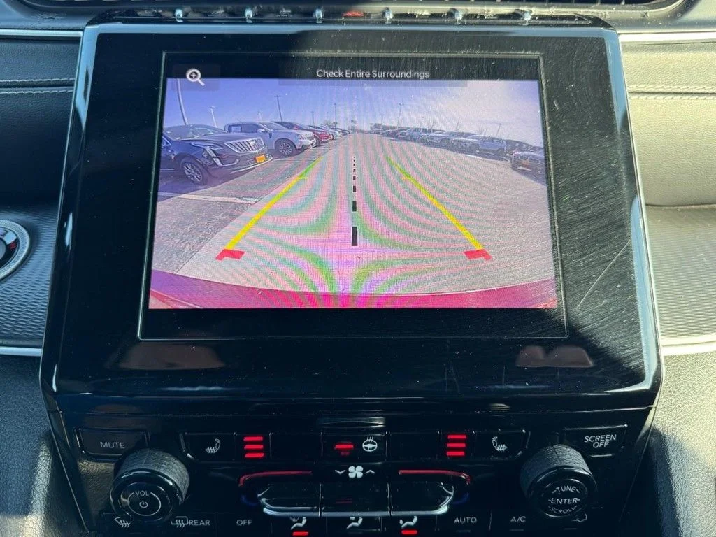 Used 2023 Red Jeep Altitude image 20