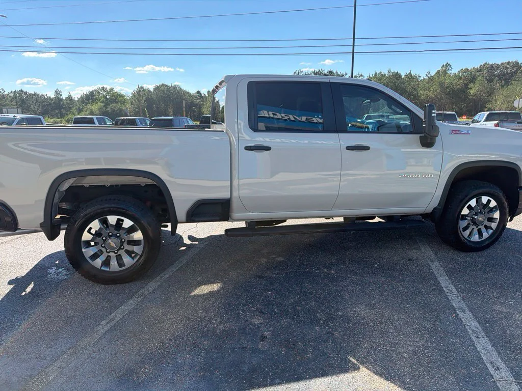 Used 2026 White Sands Chevrolet Custom image 6