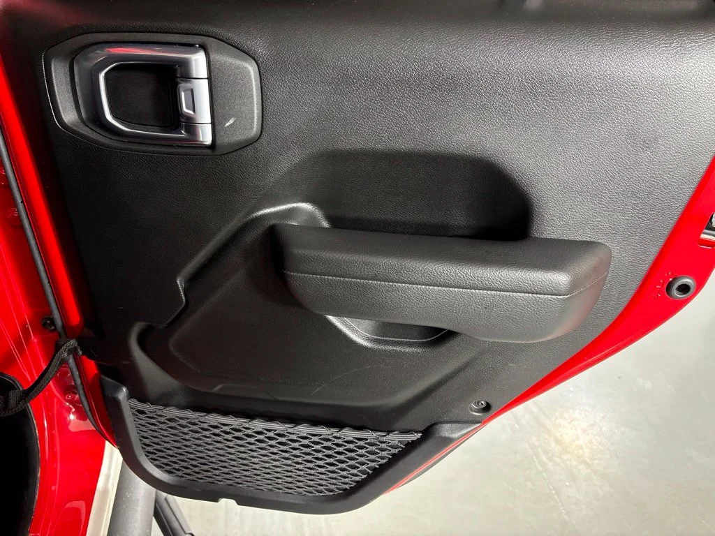 Used 2023 Red Jeep Rubicon image 19