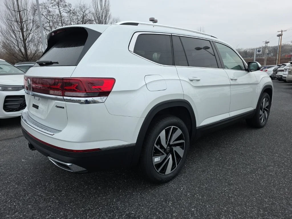 2026 Volkswagen Atlas SEL - Photo 5