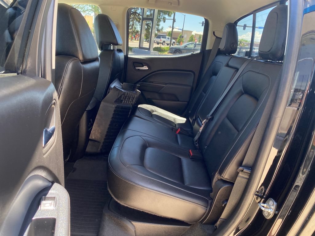 Used 2018 BLACK Chevrolet 4WD Z71 image 21