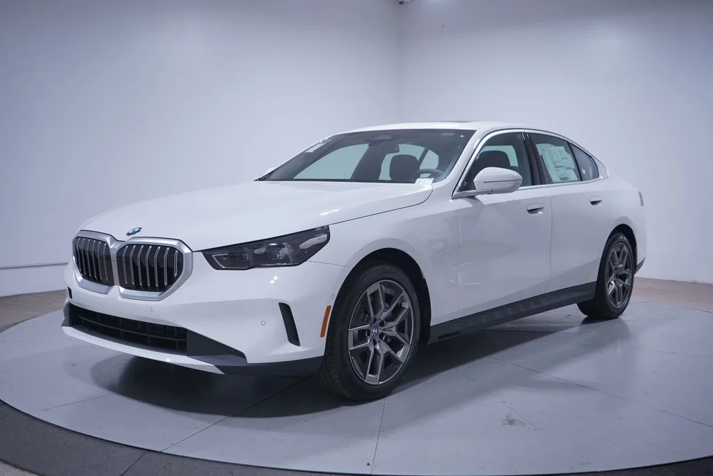 2026 BMW 5 Series 530i Sedan's photo