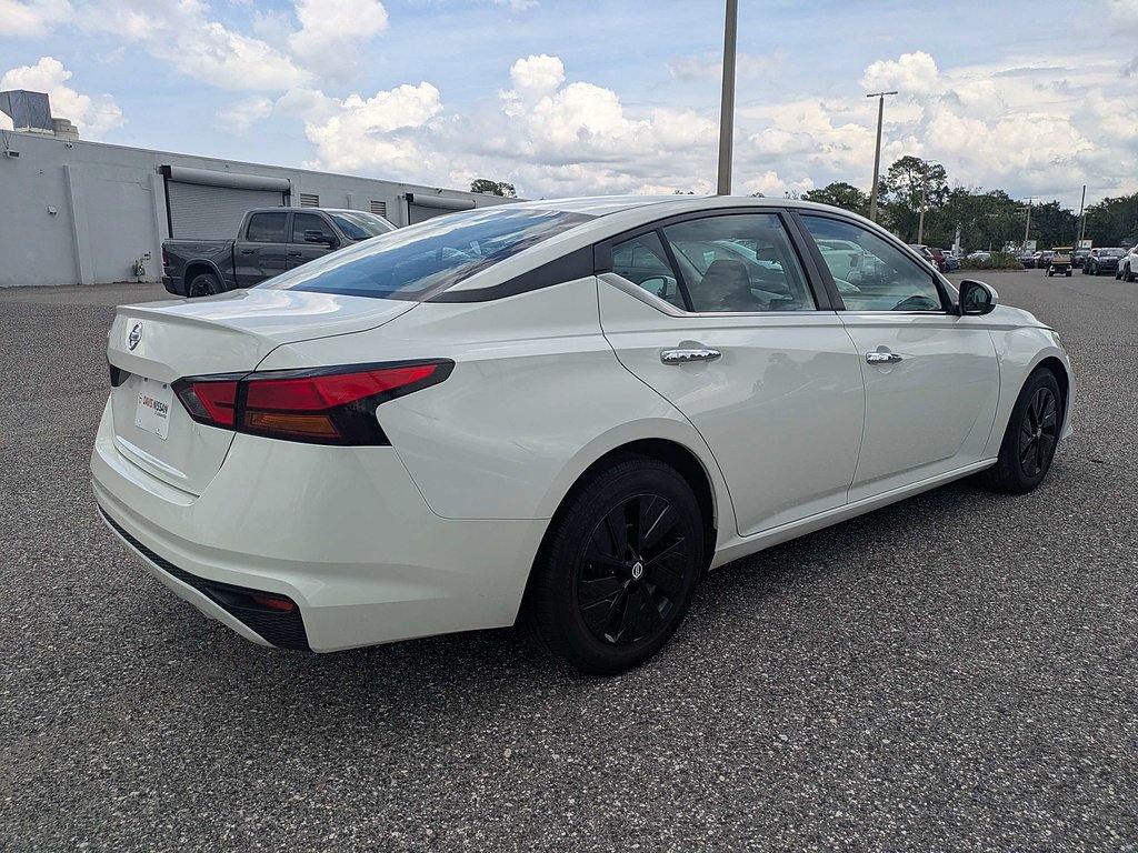 2022 Nissan Altima S - Photo 3