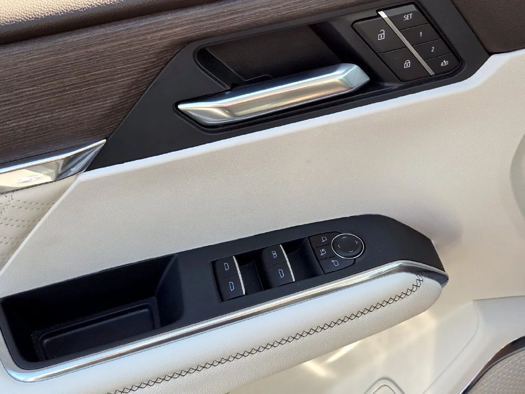 Used 2026 Sterling Metallic GMC Denali image 31