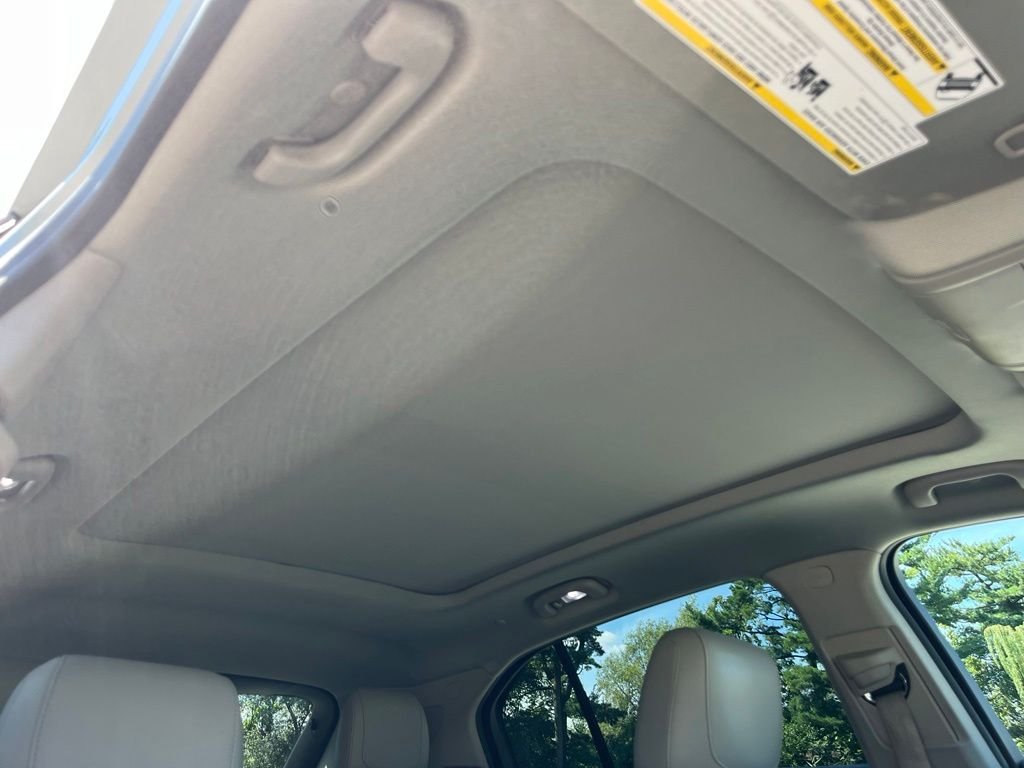 Used 2019 Silver Cadillac Premium Luxury image 30