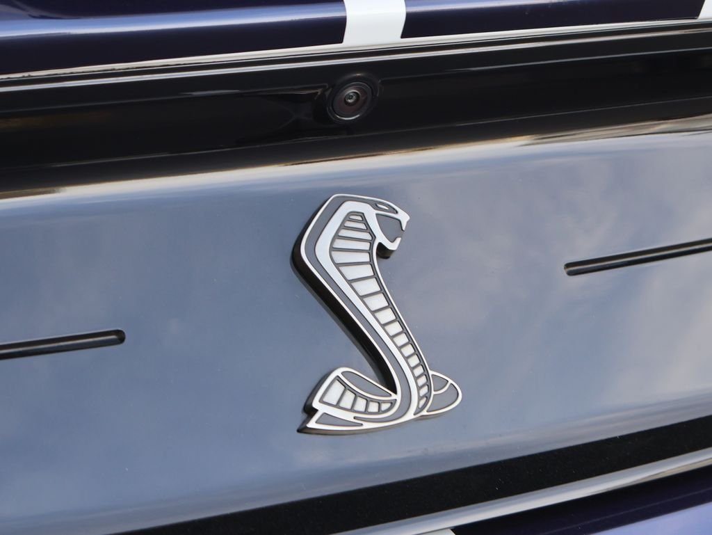 Used 2022 Oxford White Ford Shelby GT500 image 8
