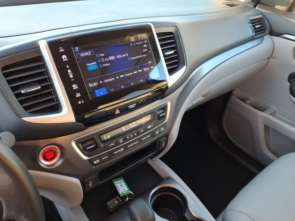 Certified Used 2018 Crystal Black Pearl Honda EX-L image 9