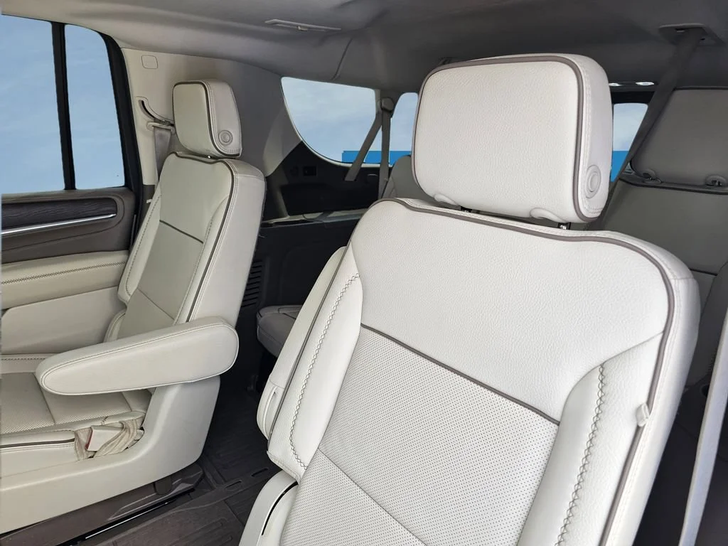 Used 2023 Onyx Black GMC Denali image 34