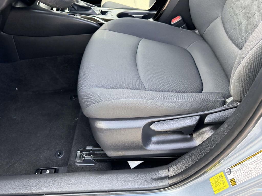 Certified Used 2022 Celestite Toyota LE image 17