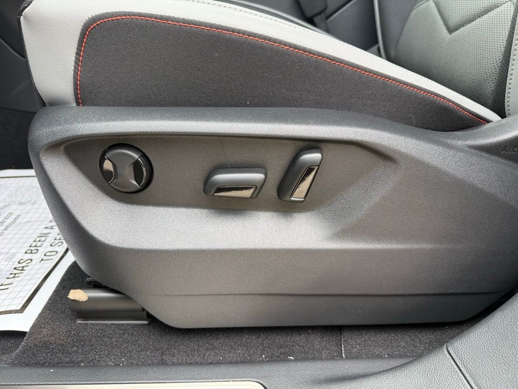 New 2026 Gray Volkswagen 2.0T Peak Edition image 32