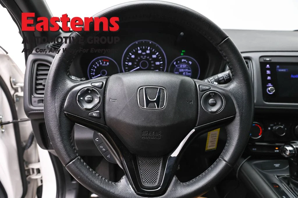 Used 2022 White Honda Sport image 10