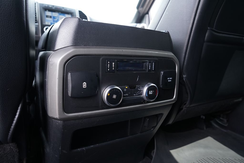 Used 2019 Magnetic Ford XLT image 27