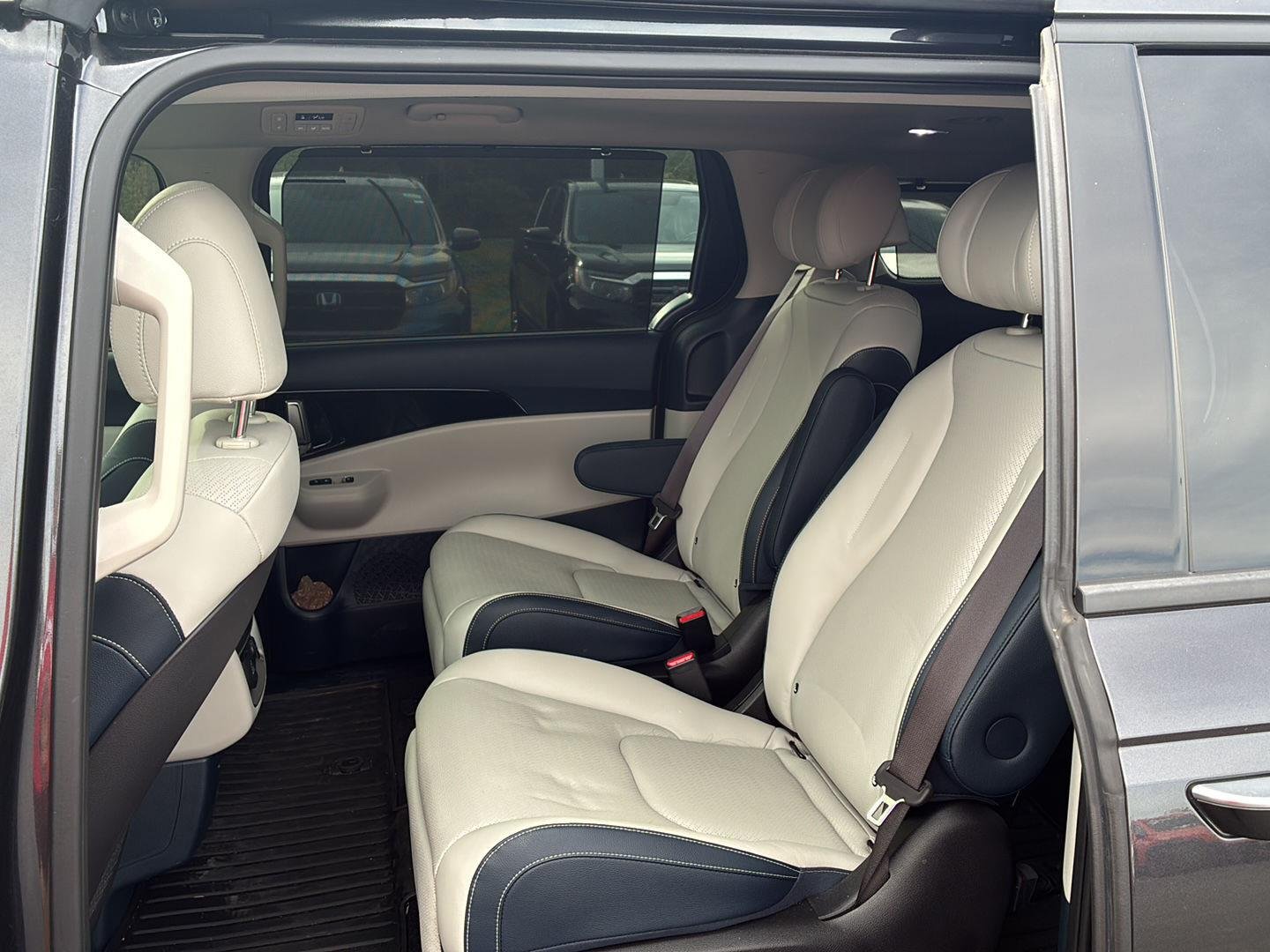 Used 2025 Panthera Metal Kia SX Prestige image 15