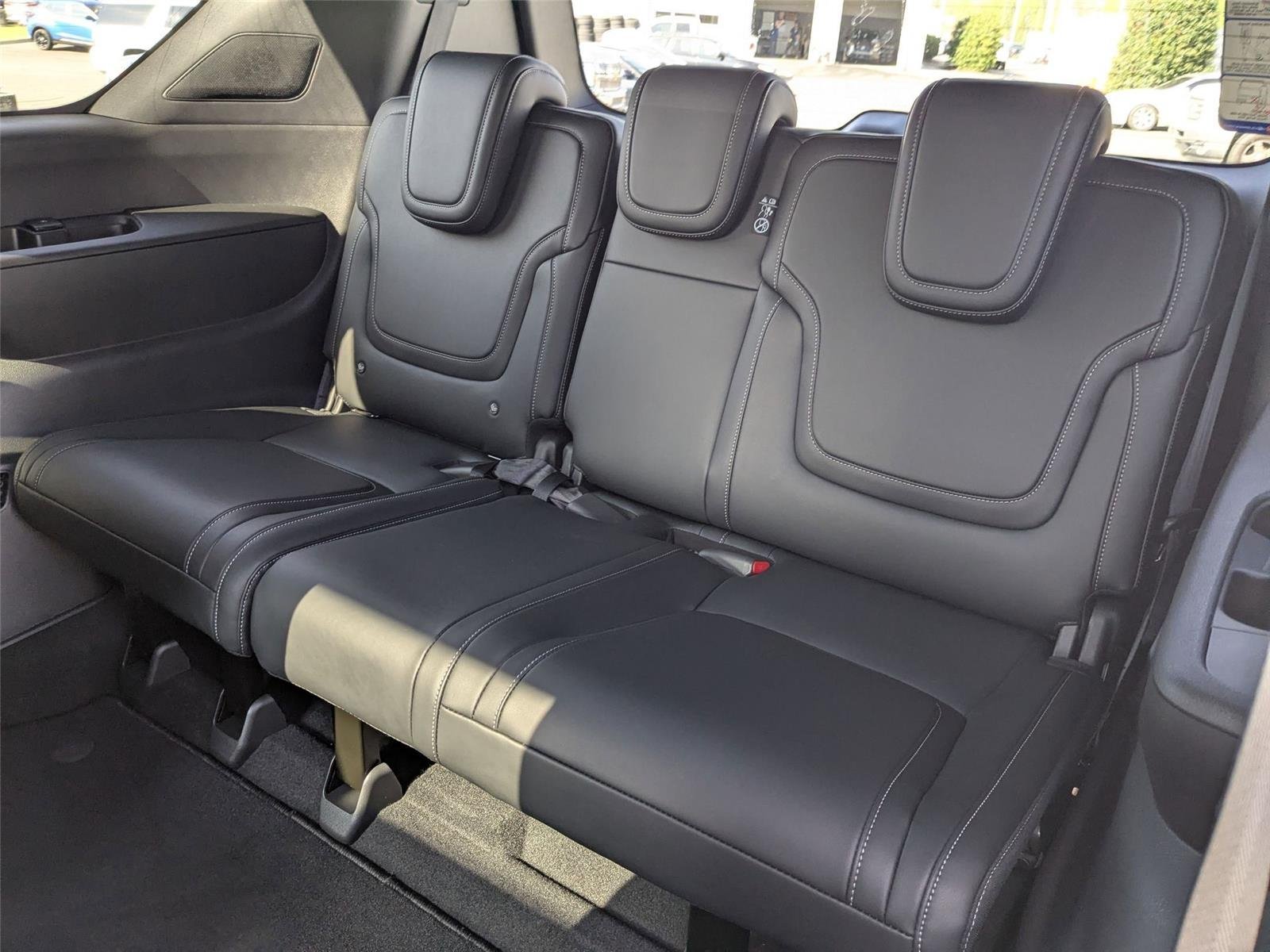 New 2026 Aspen White TriCoat Nissan PRO-4X® image 31