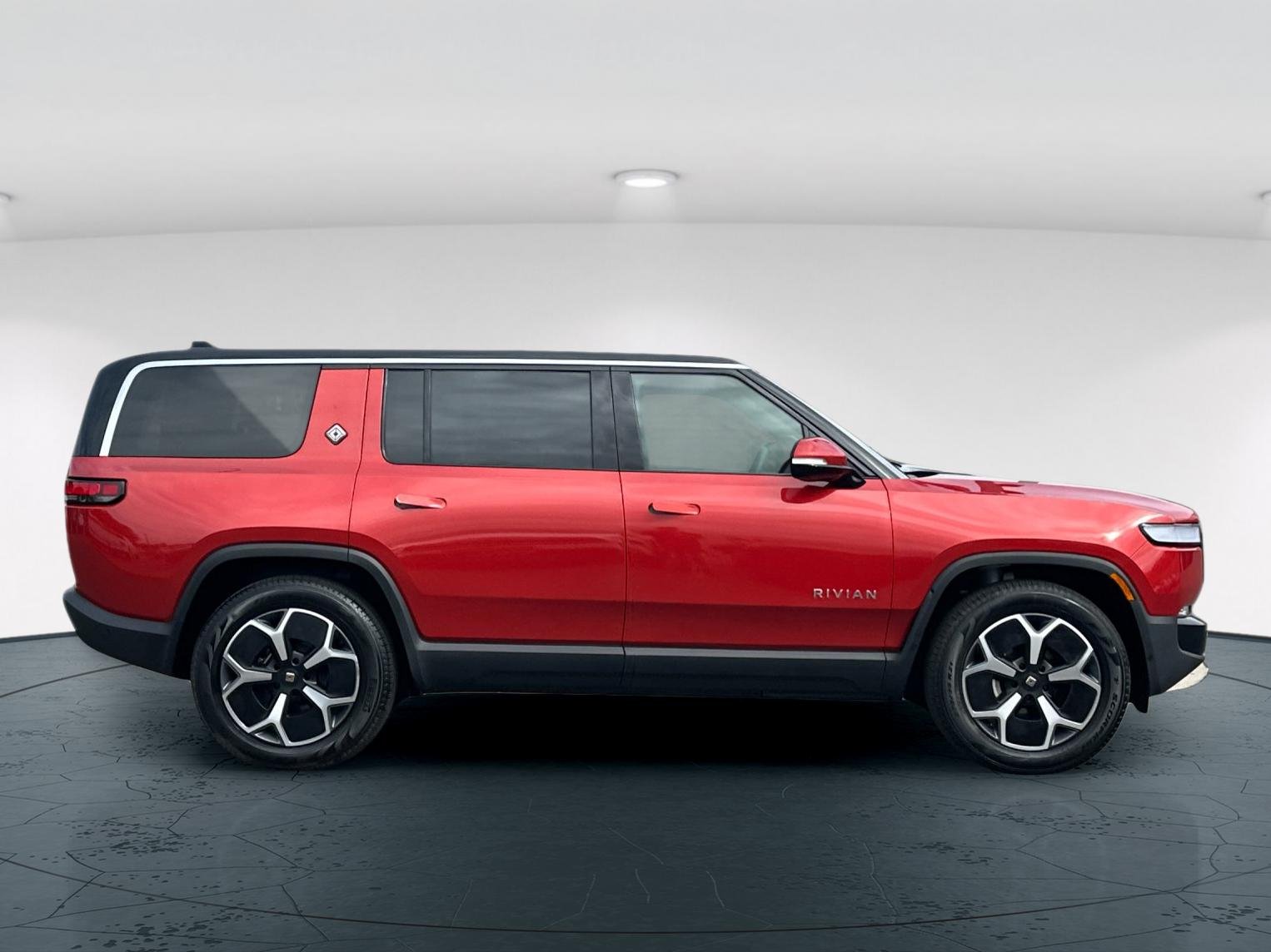 Used 2023 Red Canyon Rivian Adventure 4D Sport Utility image 7