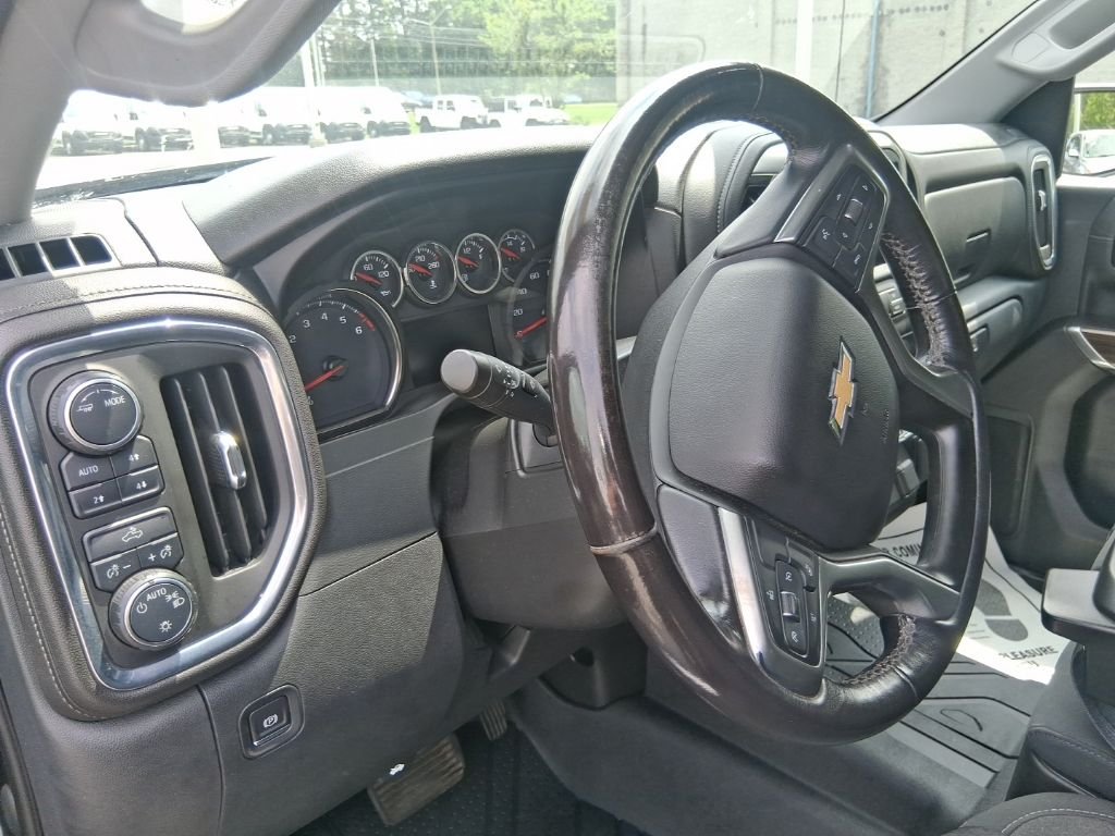 Used 2021 Gray Chevrolet LT image 12