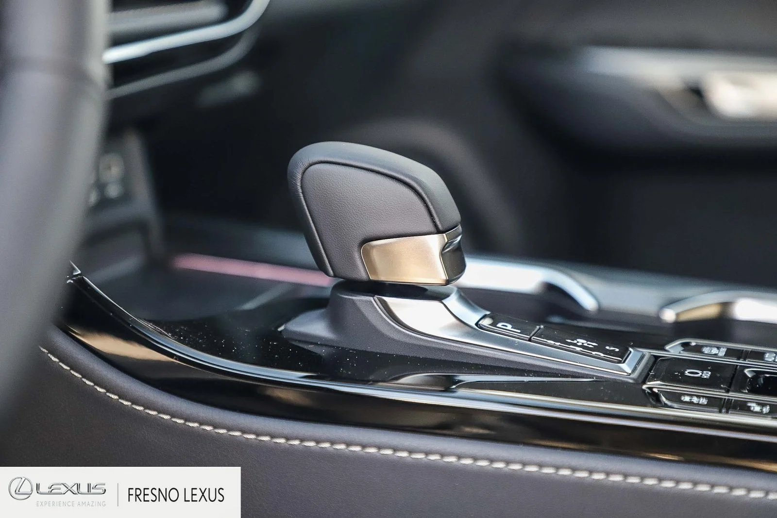 2026 Lexus NX 450h+ Luxury - Photo 27