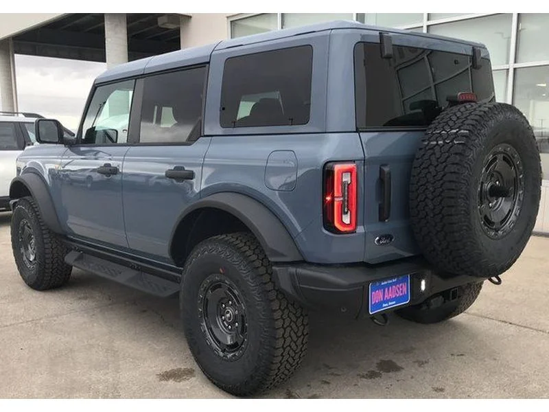 New 2025 Azure Gray Metallic Tri-Coat Ford Badlands® image 23