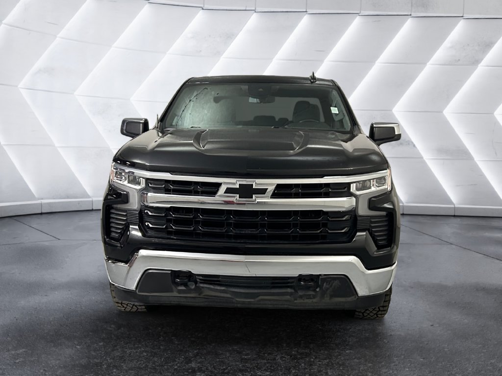 Used 2023 Black Chevrolet LT image 2