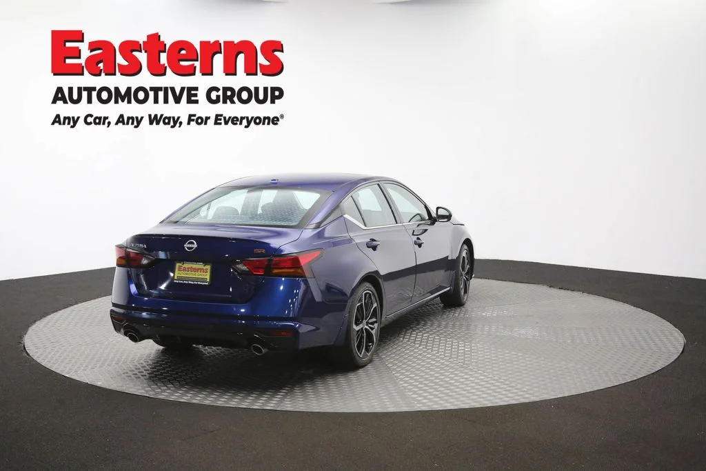 Used 2024 Blue Nissan 2.5 SR image 41
