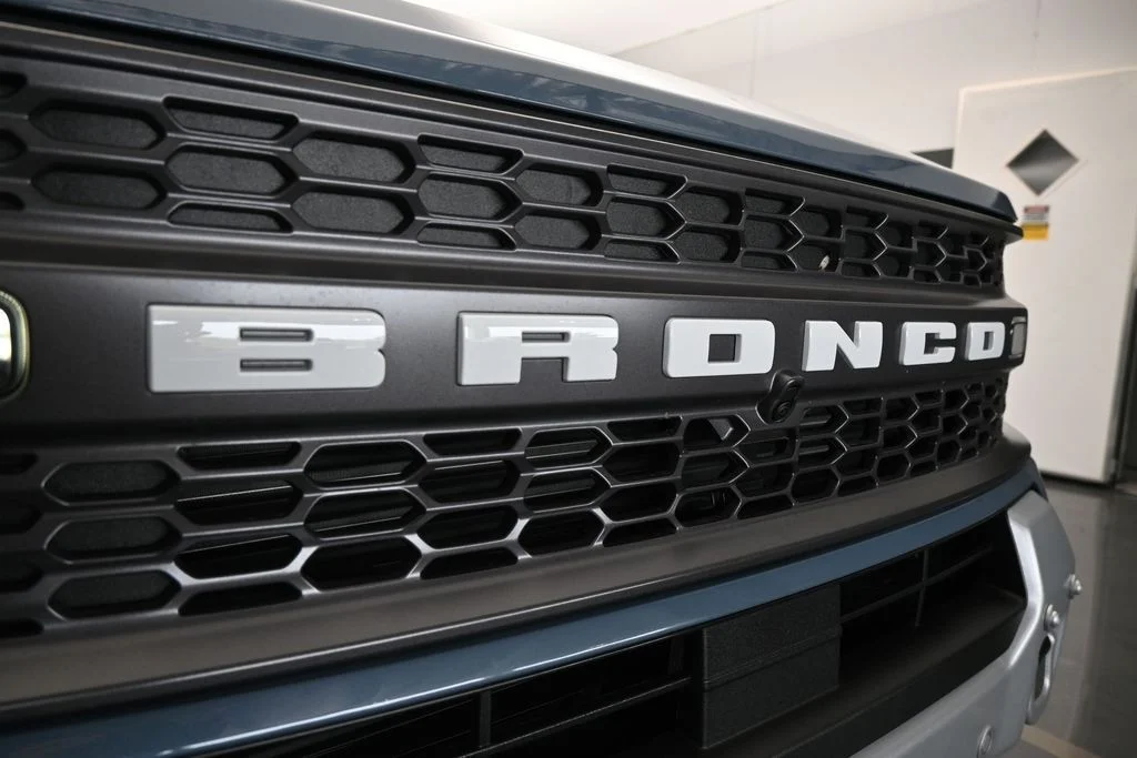 Used 2026 Azure Gray Metallic Ford Badlands image 53