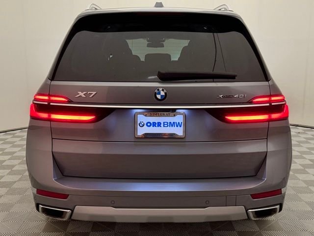 Used 2024 Skyscraper Gray Metallic BMW xDrive40i image 10