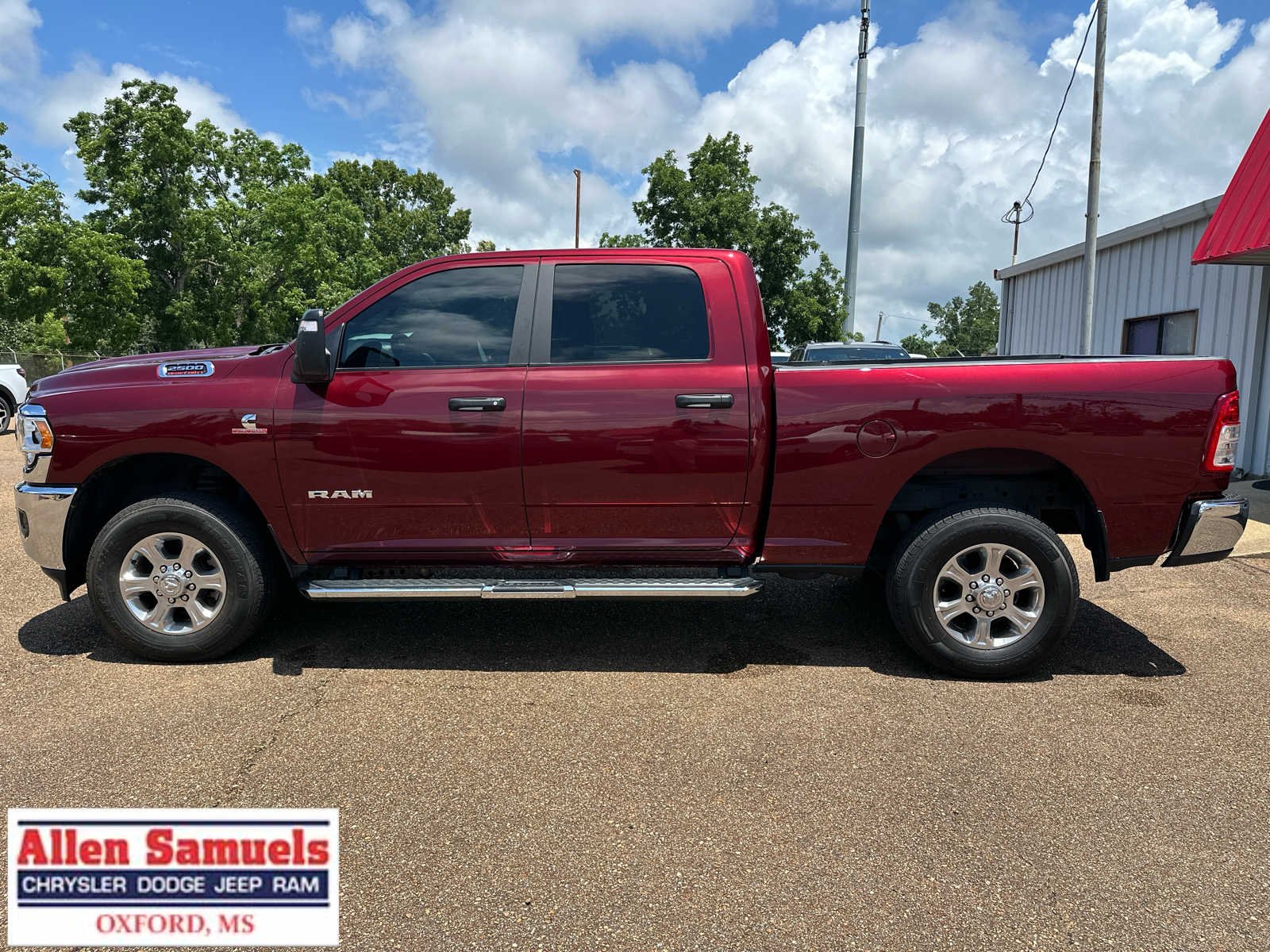 Used 2024 Delmonico Red Pearlcoat Ram Big Horn image 7