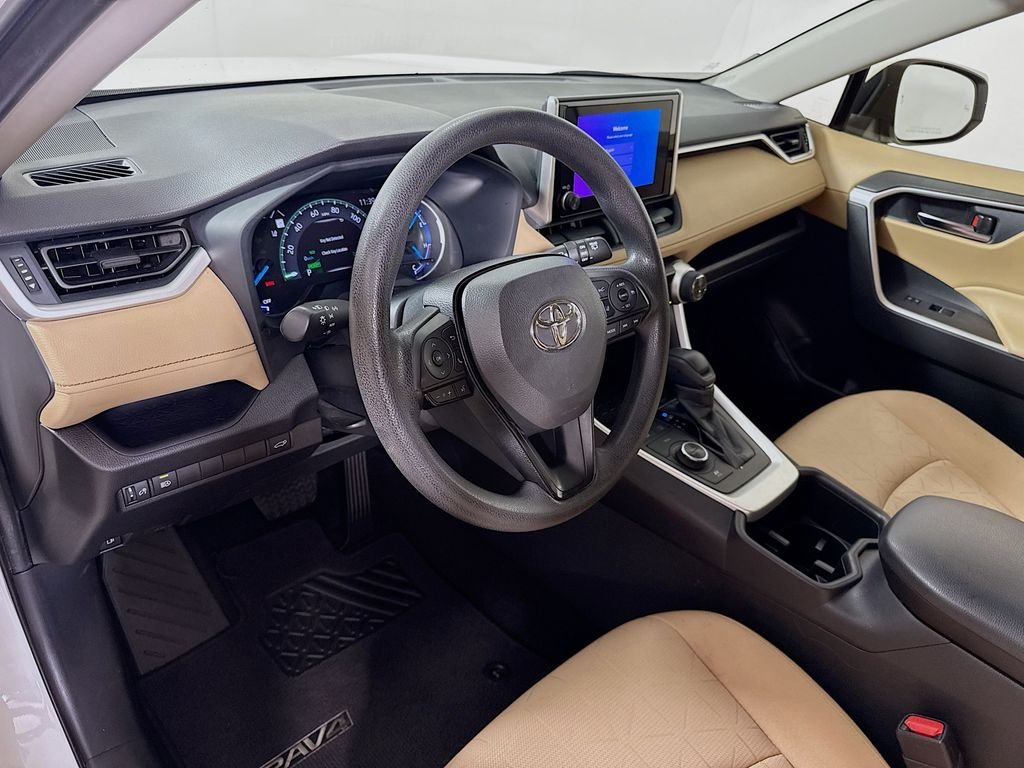Used 2023 Ice Cap Toyota Hybrid XLE image 10