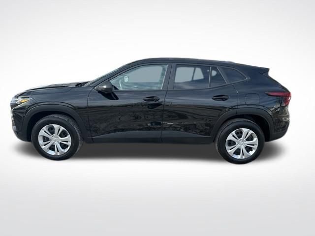 Used 2024 Chevrolet Trax LS with VIN KL77LFE27RC059087 for sale in City of the Village of Clarkston, MI