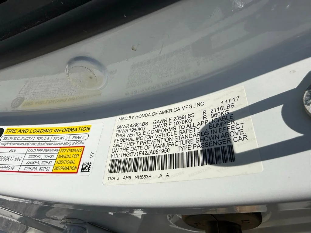 Used 2018 White Honda EX image 19
