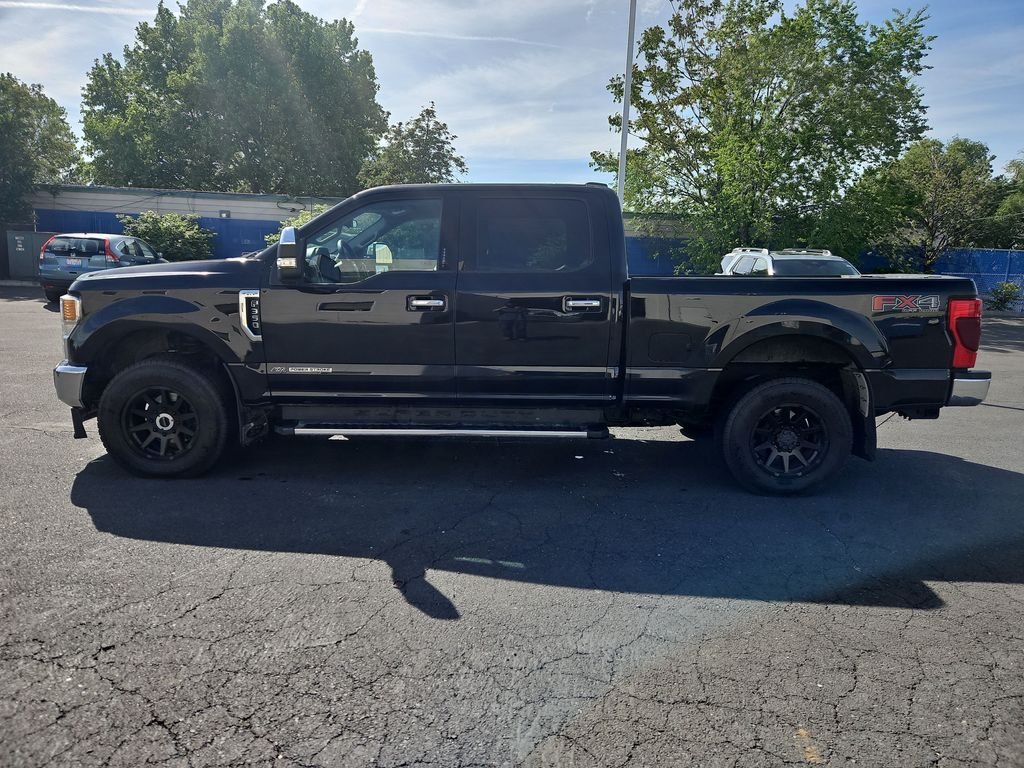 Used 2022 Black Ford XLT image 2