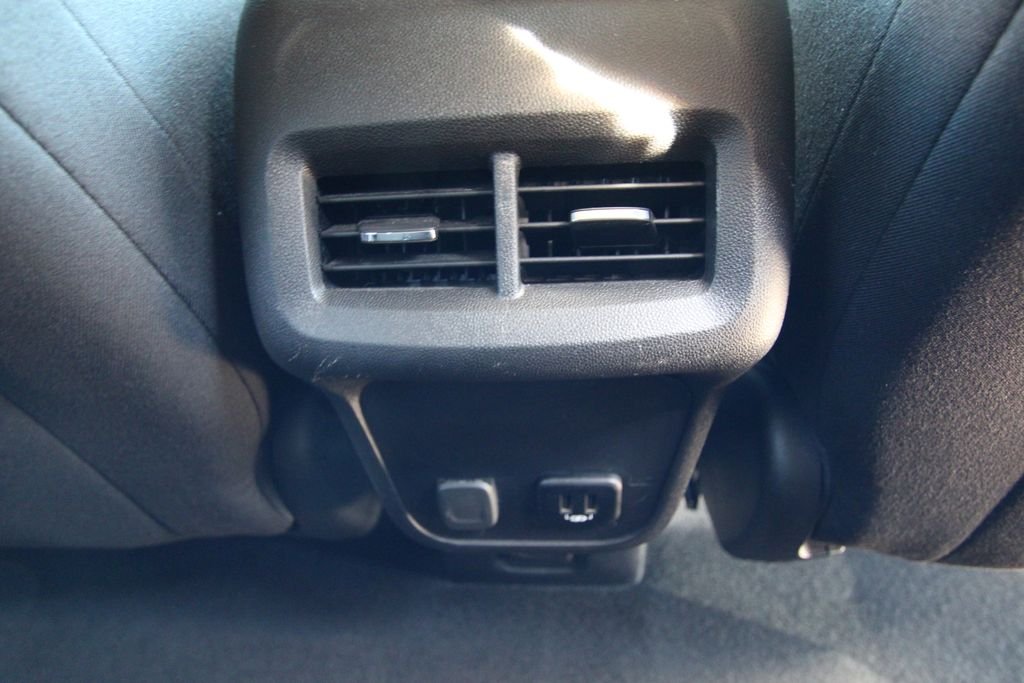 Used 2018 Gray Chevrolet LT image 37